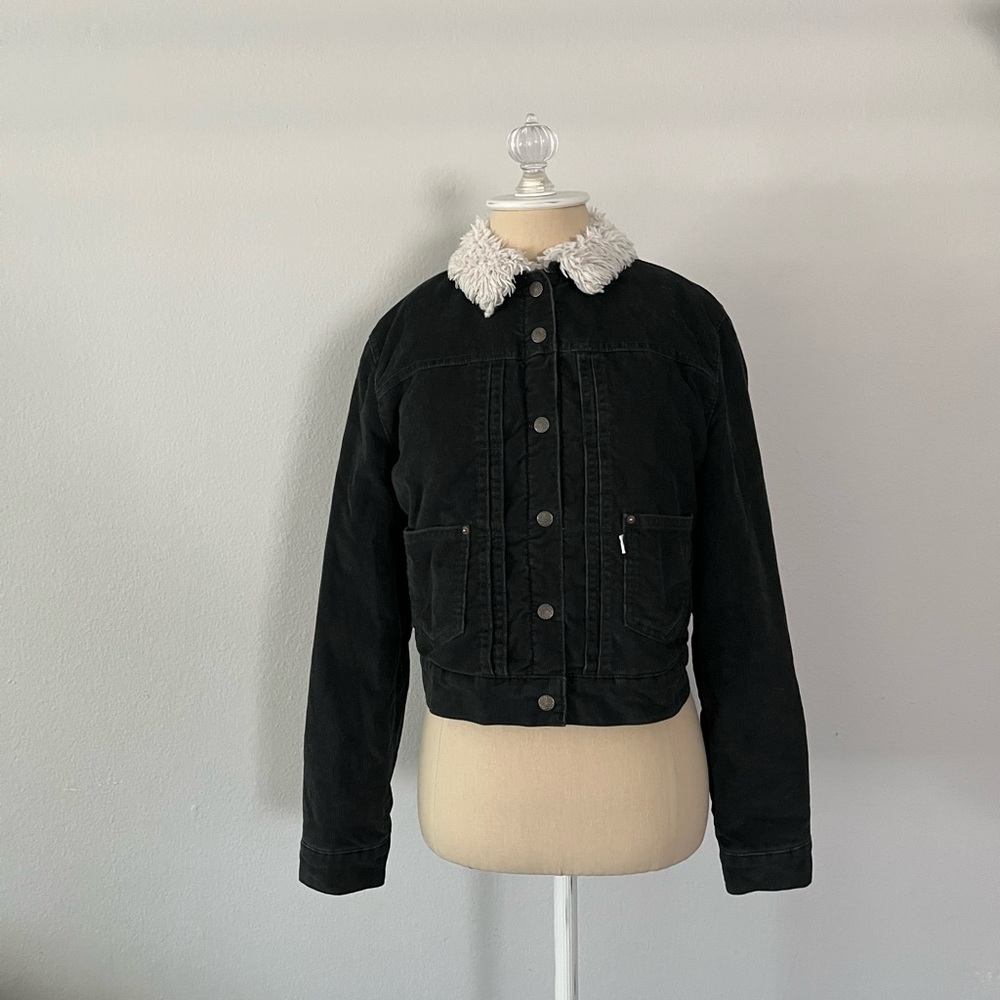 Levi’s Black Faux Fur Lined Sherpa Cropped Corduroy Button Up Jacket